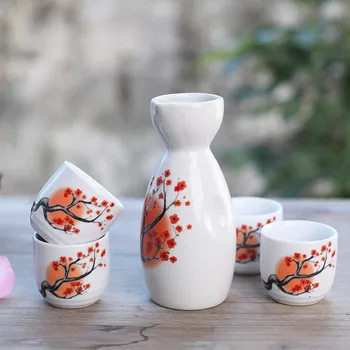 Японски набор от Саке с четири чаши, ръчно декориран сафлоровым порцелан, Керамика в стила на традиционните керамични занаяти, Чаша за вино, пот.