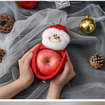 Подаръчен пакет в навечерието на Коледа 2023, Коледен декор на съвсем малък, подарък пакет за детски фестивал Beam, Сладка кукла на Дядо Коледа, чул за ябълки.